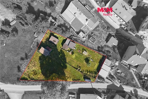 Prodej stavebního pozemku, 1 093 m² 0