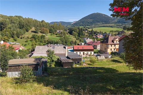 Prodej stavebního pozemku, 1 093 m² 6