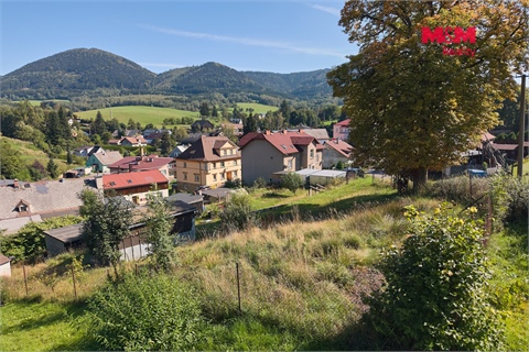 Prodej stavebního pozemku, 1 093 m² 8