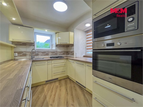 Prodej rodinného domu, 226 m² - 2