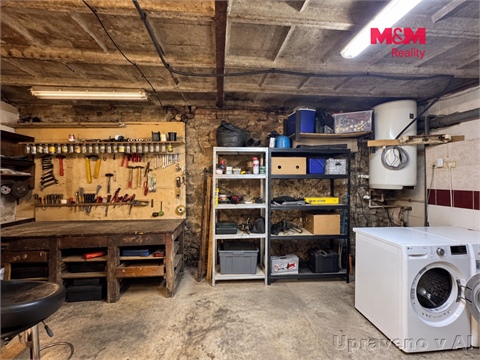 Prodej rodinného domu, 226 m² - 14