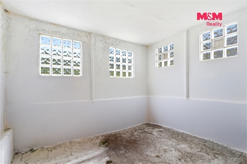 Prodej rodinného domu, 180 m² - 18