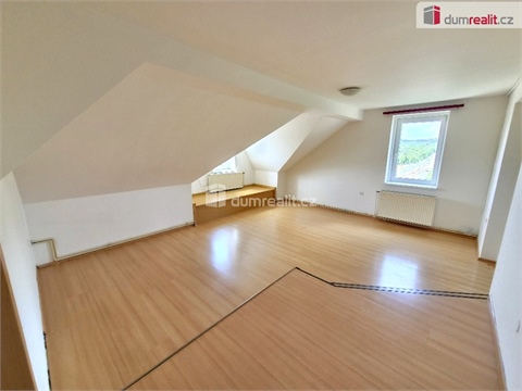Prodej bytu 4kk, 105 m² 4