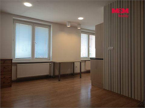Pronájem bytu 3kk, 69 m² 2