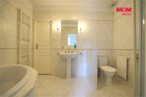 Prodej rodinného domu, 120 m² 10