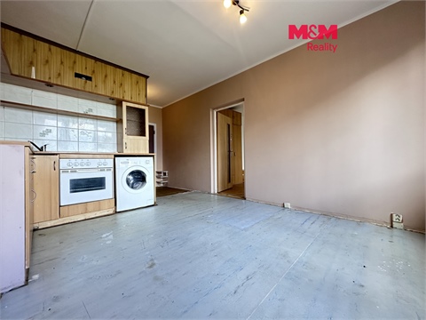 Prodej bytu 1+1, 35 m² 0