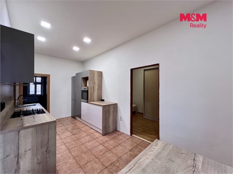 Pronájem bytu 2+1, 67 m² 2