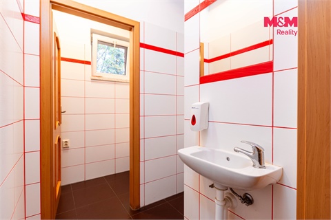 Prodej restaurace, 168 m² 16