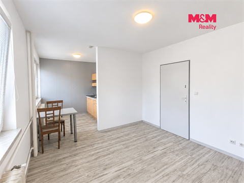 Pronájem bytu 1kk, 32 m² - 2