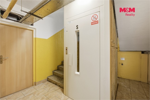 Prodej bytu 3+1, 60 m² 22