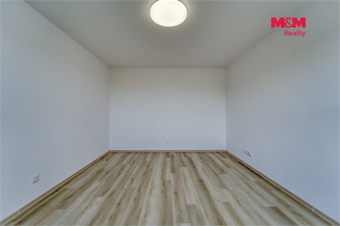 Pronájem bytu 1+1, 37 m² 4