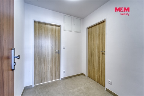 Pronájem bytu 1+1, 37 m² - 4