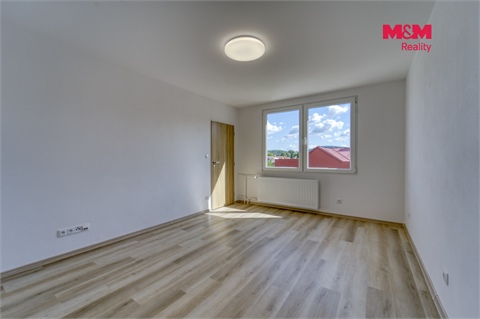 Pronájem bytu 1+1, 37 m² - 0