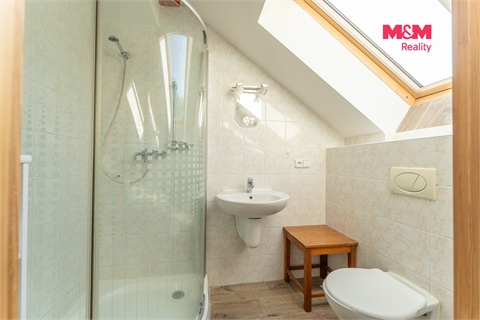 Prodej rodinného domu, 204 m² 20