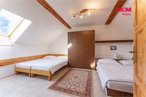 Prodej rodinného domu, 204 m² - 18