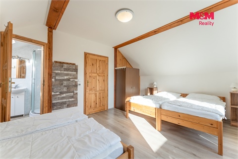 Prodej rodinného domu, 204 m² - 16