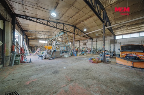 Prodej obchodních prostor, 483 m² 8