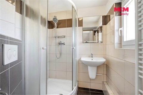 Prodej rodinného domu, 240 m² 20