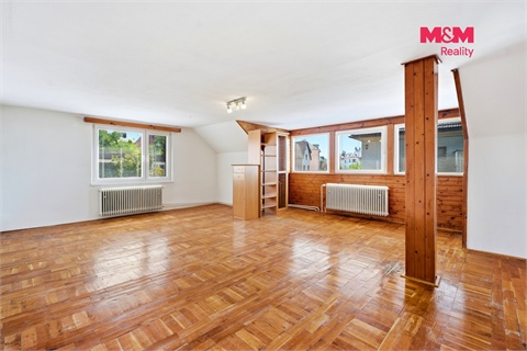 Prodej rodinného domu, 240 m² - 12