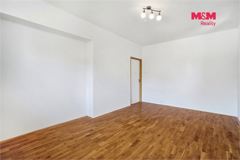 Prodej rodinného domu, 240 m² - 24