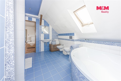 Prodej rodinného domu, 185 m² 14