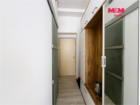 Pronájem bytu 1kk, 38 m² 10