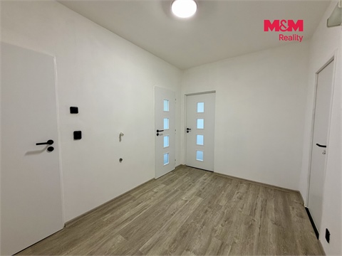 Prodej bytu 3+1, 80 m² 14