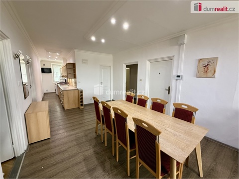 Prodej bytu 4kk, 126 m² - 0
