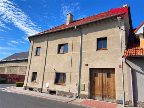 Prodej rodinného domu, 210 m² 10