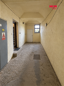 Prodej rodinného domu, 210 m² - 6