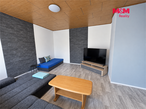 Prodej rodinného domu, 210 m² - 10