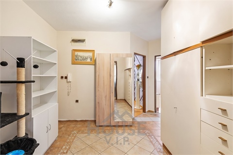 Prodej bytu 4kk, 106 m² - 8