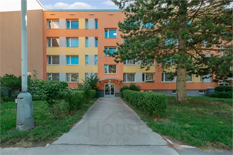 Prodej bytu 4kk, 106 m² 26