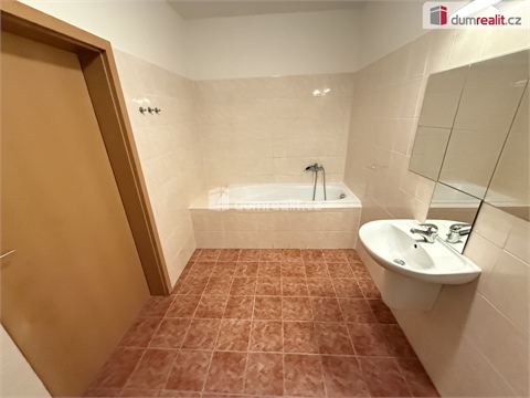 Pronájem bytu 2kk, 70 m² 6