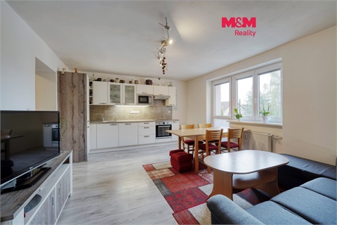 Prodej bytu 3kk, 73 m² 0