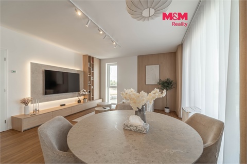 Prodej bytu 3kk, 90 m² 0
