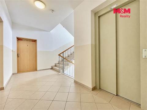 Pronájem bytu 3kk, 71 m² - 14