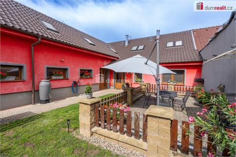 Prodej rodinného domu, 300 m² 24