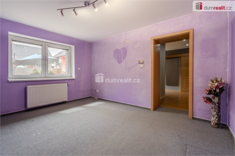 Prodej rodinného domu, 300 m² 12
