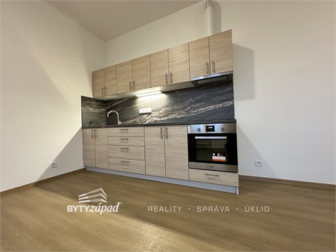 Prodej bytu 3kk, 46 m² - 12
