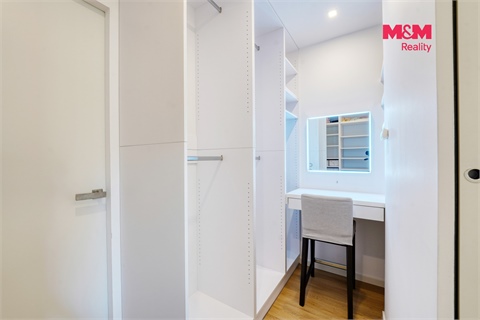 Pronájem bytu 3kk, 66 m² - 14