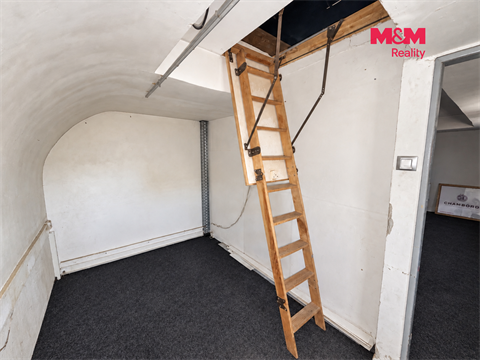 Pronájem obchodních prostor, 237 m² 12