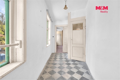 Prodej rodinného domu, 500 m² 14