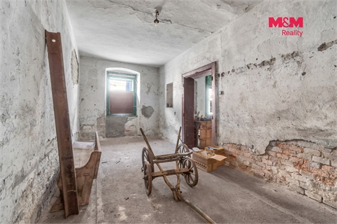 Prodej rodinného domu, 500 m² - 10