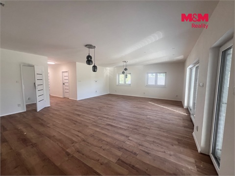 Prodej rodinného domu, 105 m² - 2
