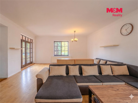 Prodej rodinného domu, 300 m² - 8