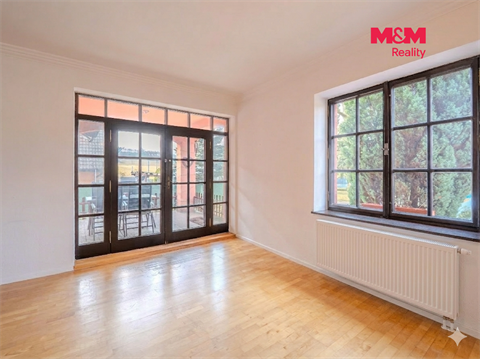 Prodej rodinného domu, 300 m² 12