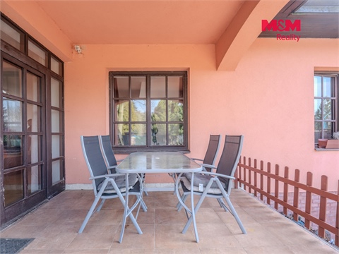 Prodej rodinného domu, 300 m² - 6