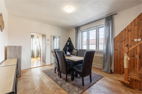 Prodej rodinného domu, 218 m² 6