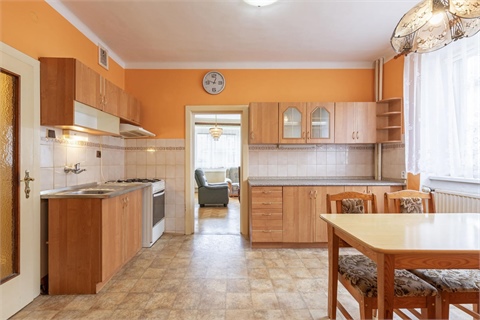Prodej rodinného domu, 218 m² - 4